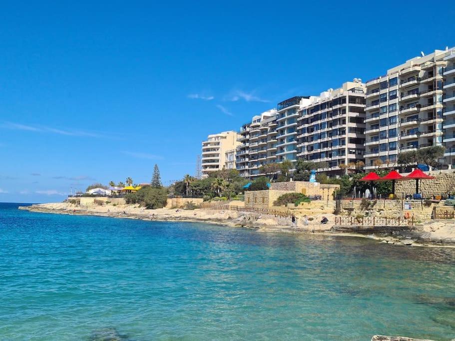 דירות סליאמה Cozy Inside.City & Beach Outside מראה חיצוני תמונה